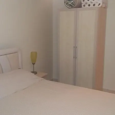 Apartamento Rent, 2 Bedroom In Peaceful Area, Didim, Turkey *